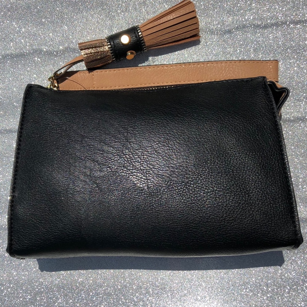 Large Pebbled Leather Clutch/Wristlet Purse, Bag - Picture 2 of 7